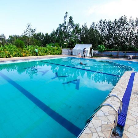 Maya Gardens Sagana Resort 外观 照片