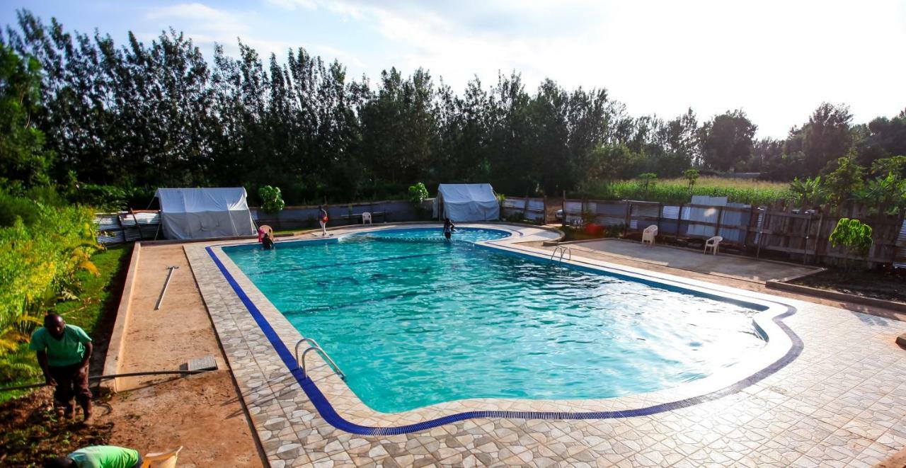 Maya Gardens Sagana Resort 外观 照片